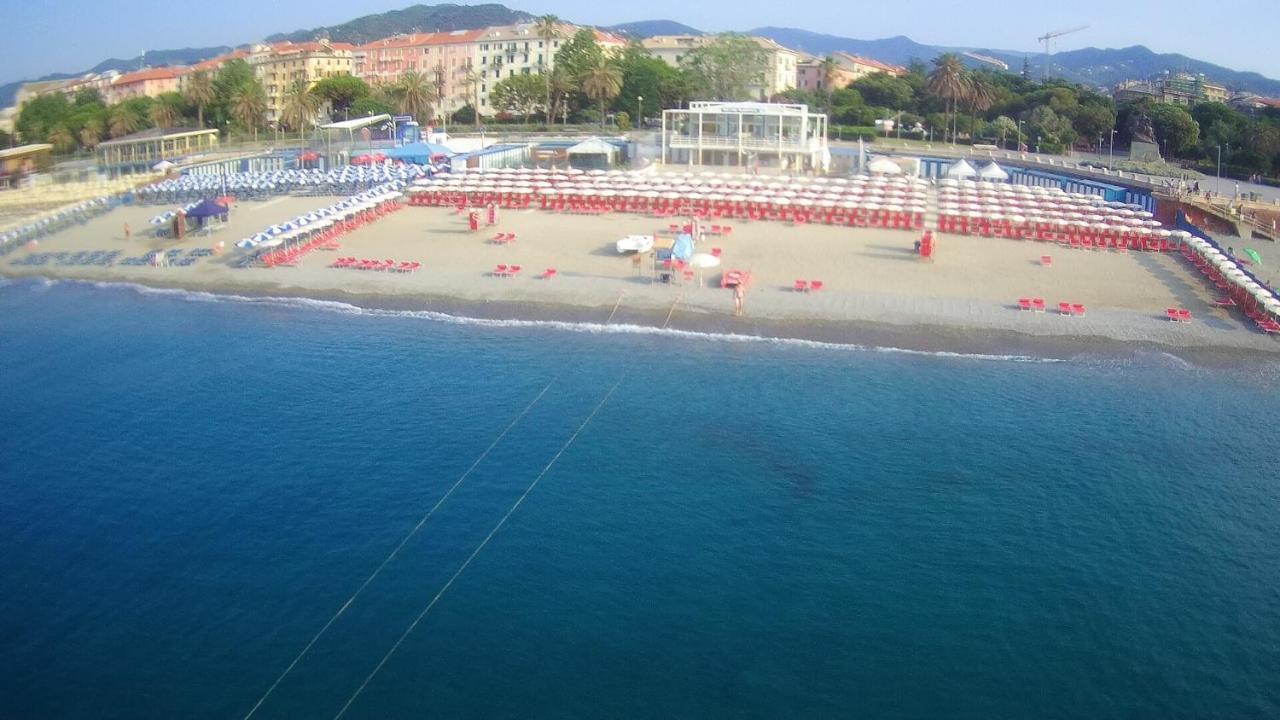 Savona Magnifico Sole Mare 150 M Wifi Climatcontrolアパートメント エクステリア 写真